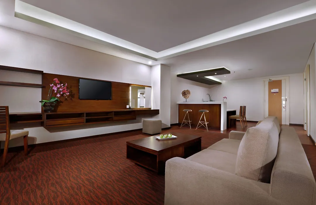 Quest San Denpasar By Aston-1